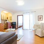 Sea View Pericic Apartament Sukošan