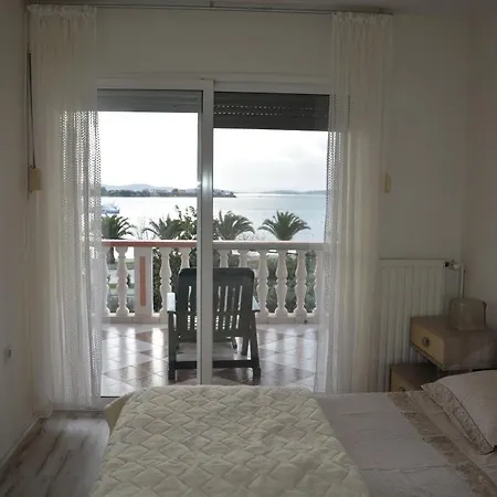 Sea View Pericic Appartamento *