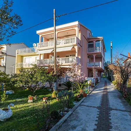 アパート Sea View Pericic Sukošan