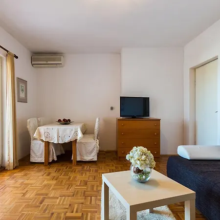 Appartamento Sea View Pericic *