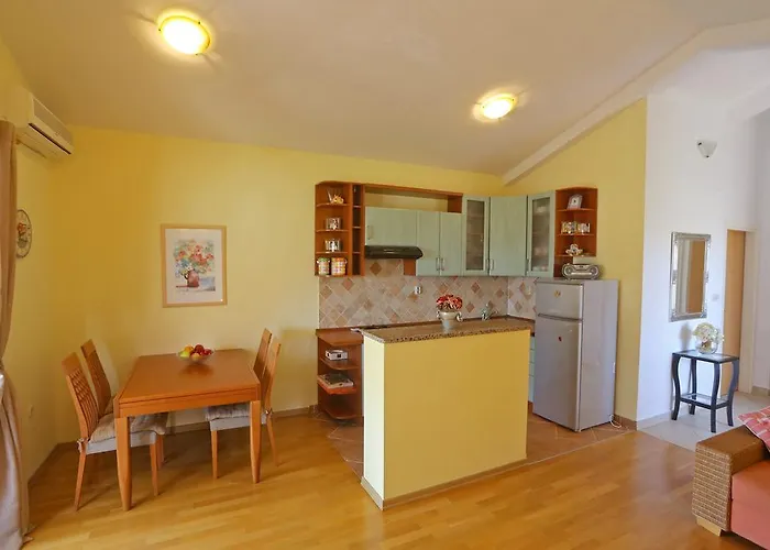 アパート Sea View Pericic