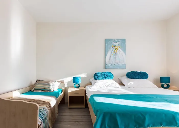 Sea View Pericic アパート *