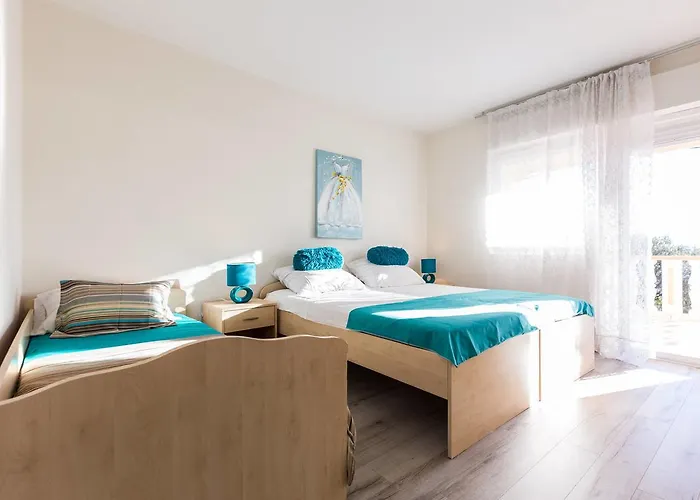 Sea View Pericic アパート *