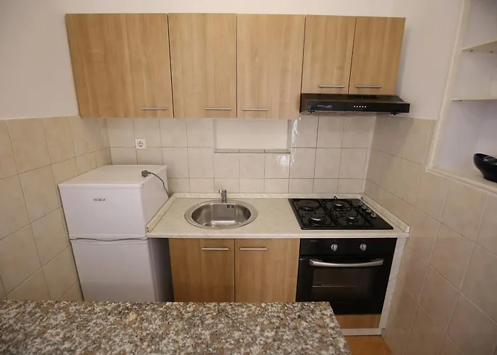 Sea View Pericic アパート