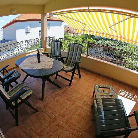 Sea View Apartments Pericic