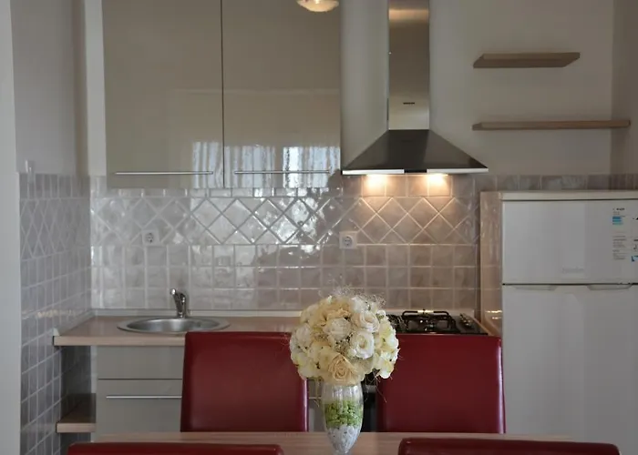 Sea View Pericic شقة Sukošan