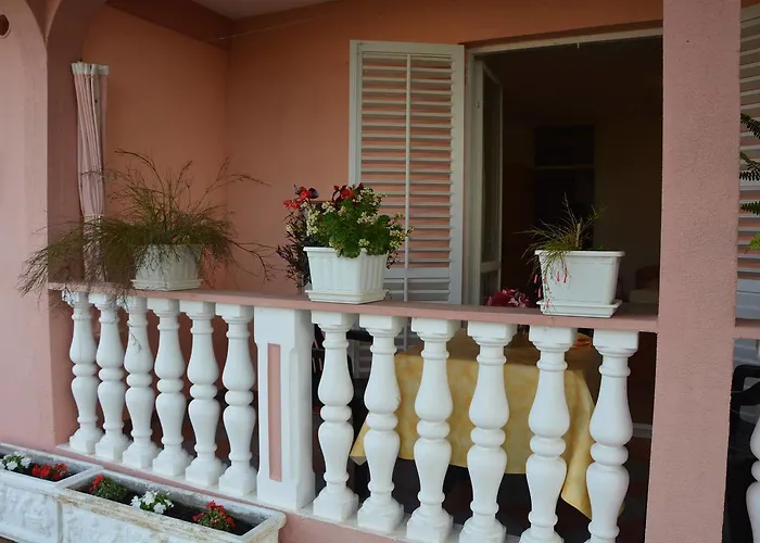 Sea View Pericic شقة *